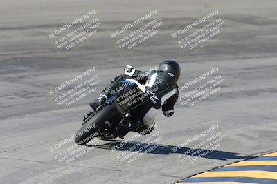 media/Feb-04-2024-SoCal Trackdays (Sun) [[91d6515b1d]]/4-Bowl Backside (11am)/